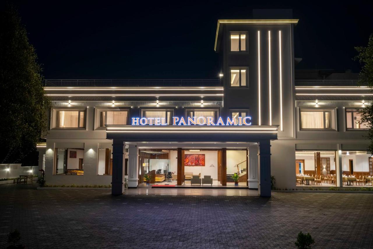 Hotel Panoramic Kochi Exterior photo